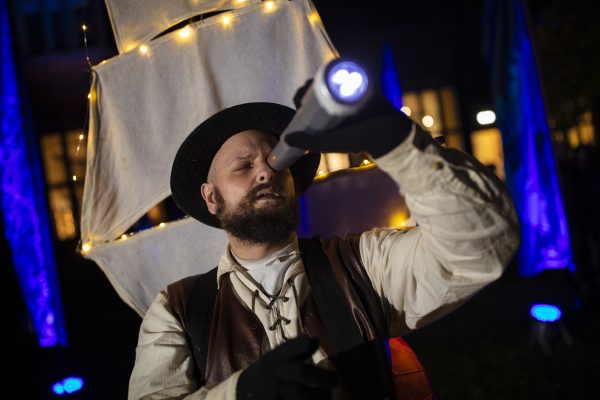 Pilgrim with telescope