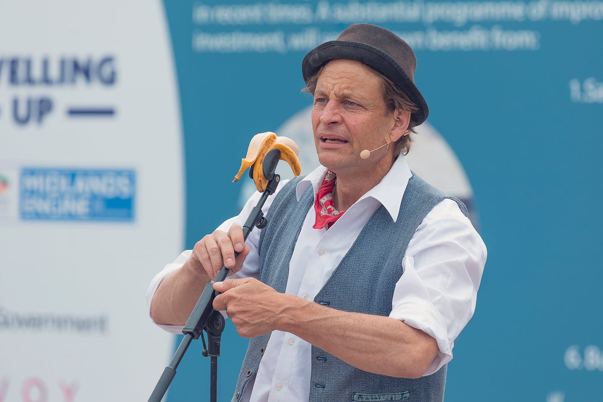 &#039;This Maag’ performing at the Revive Festival