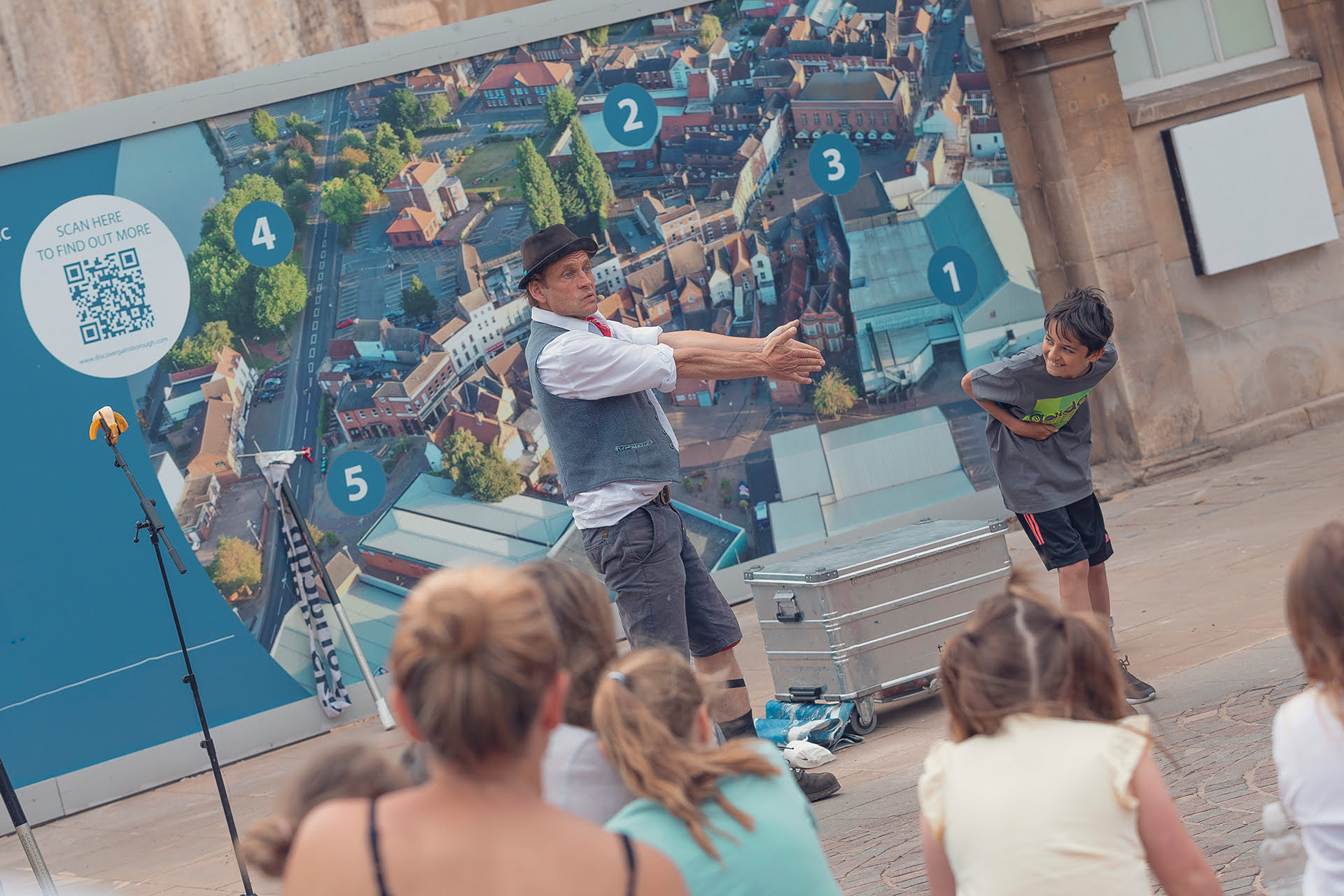 &#039;This Maag’ performing at the Revive Festival